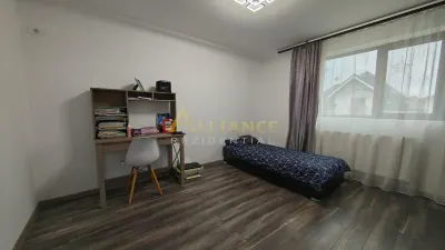 Casa cu etaj - Mobilata/utilata- gata de mutat - foto 11
