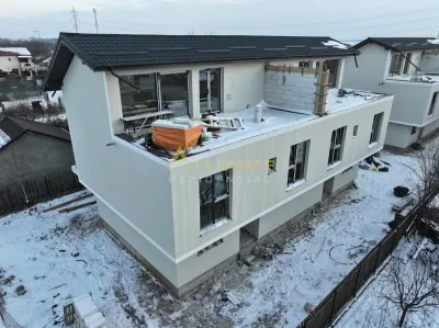 Casa 5 camere tip DUPLEX - 4 bai, Terasa + Curte, 250 MP - Popesti-Leordeni