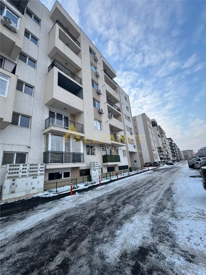 Metrou Berceni, 2 camere mobilat cu balcon - foto 1