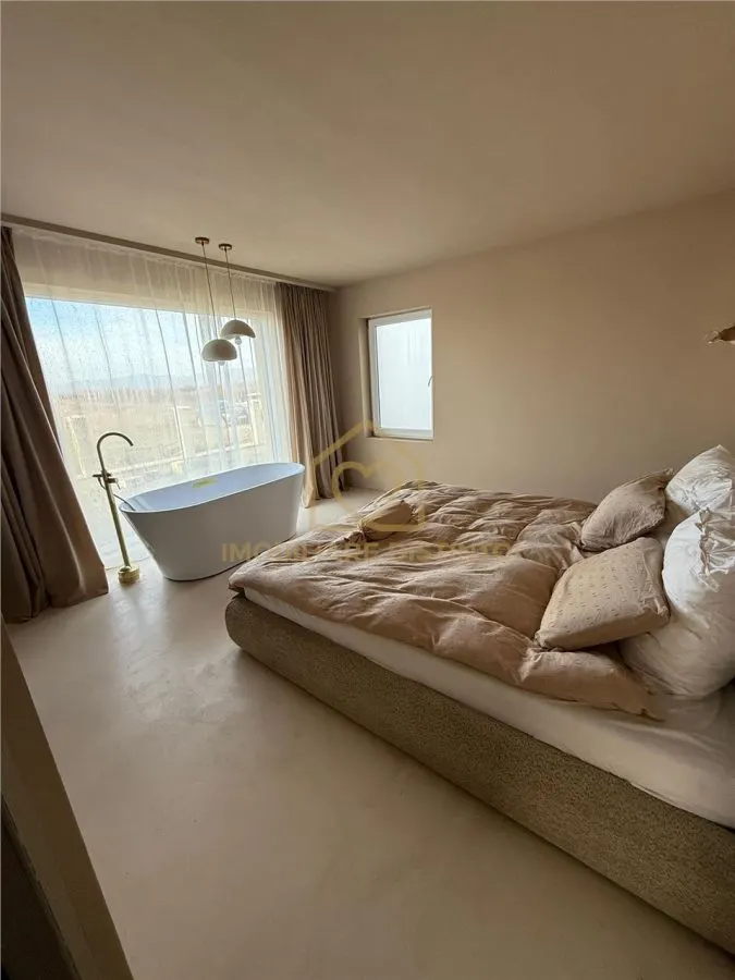 Casa deosebita cu 3 camere 7,5 ari - foto 3