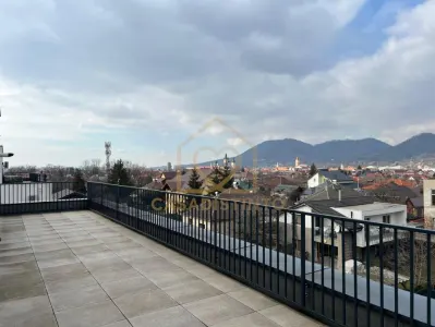 Penthouse 3 camere si terasa de 45 mp - Baia Mare