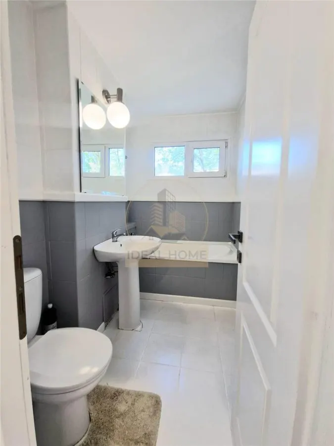 Apartameent Lux zona Cantemir etaj intermediar - foto 3