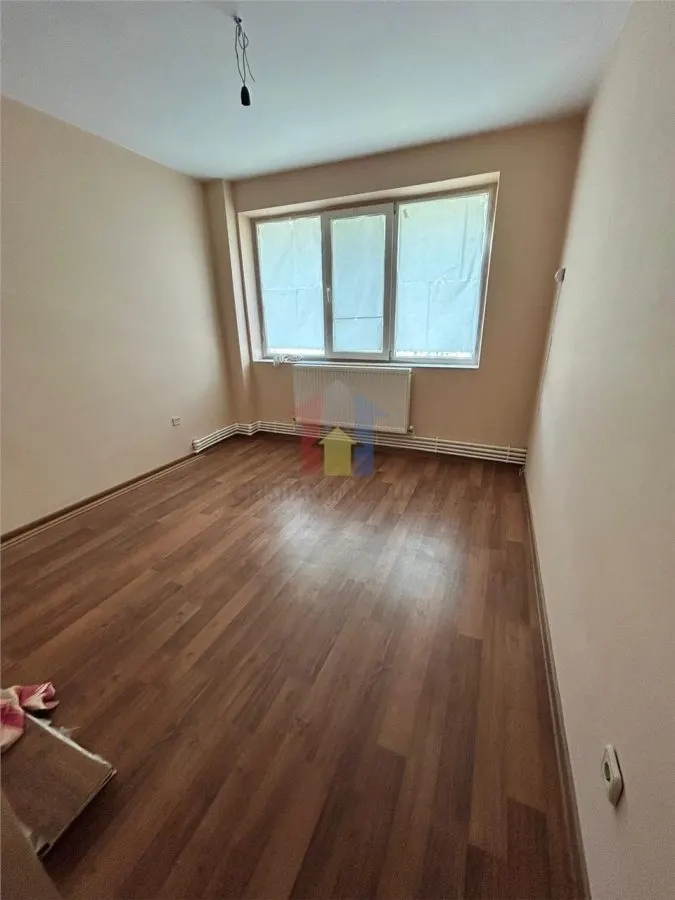 Liber ! 3 camere confort 1 Hipodrom - foto 3