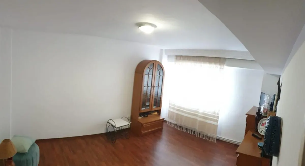 Ultracentral Calarasi Spatios 4 camere Confort 1 decomandat 91 mp, - foto 1