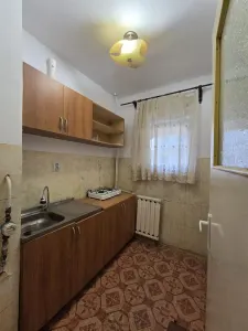 Garsoniera decomandata,etaj intermediar,Oradea,cartier Rogerius - foto 5