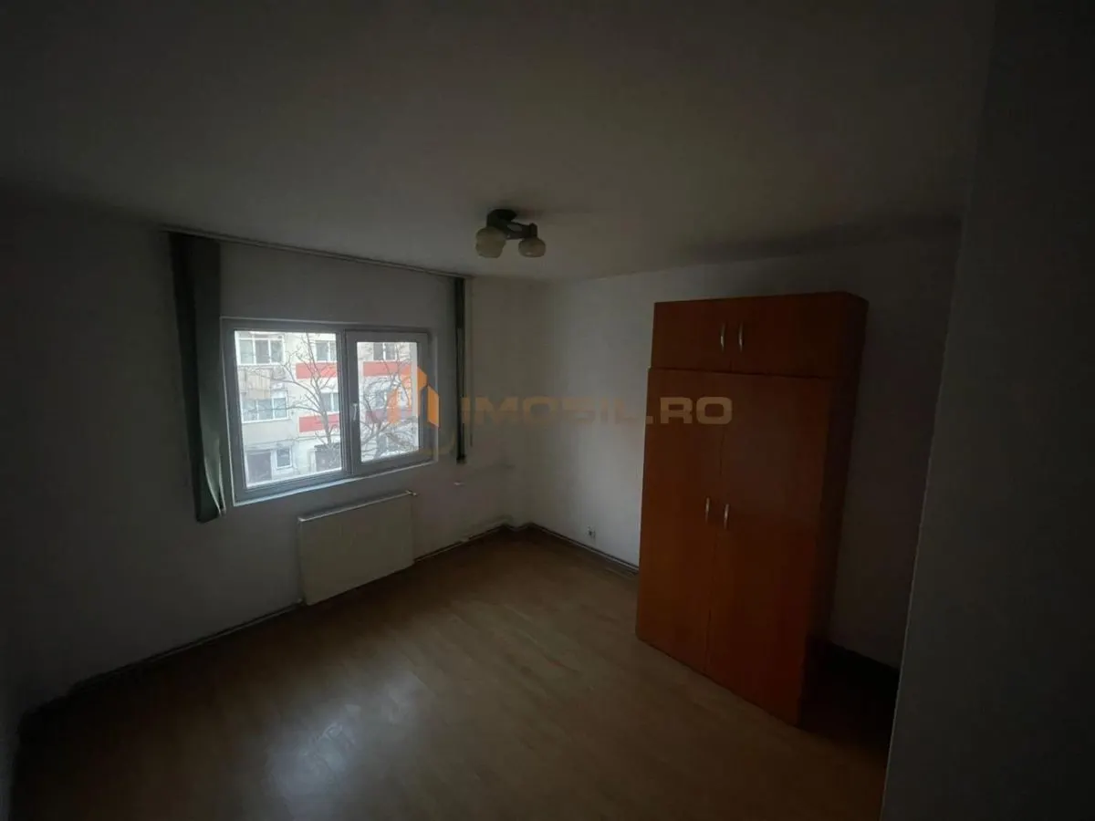 Apartament 3 camere Dacia - Decomandat - foto 11