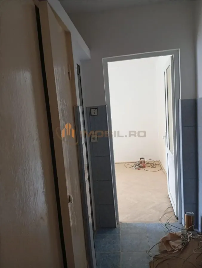 Apartament 3 camere Alexandru cel Bun - foto 3