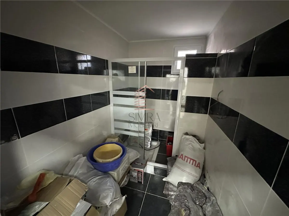 Casa 5 camere parter + etaj, teren de 1000  mq  Livada - foto 5