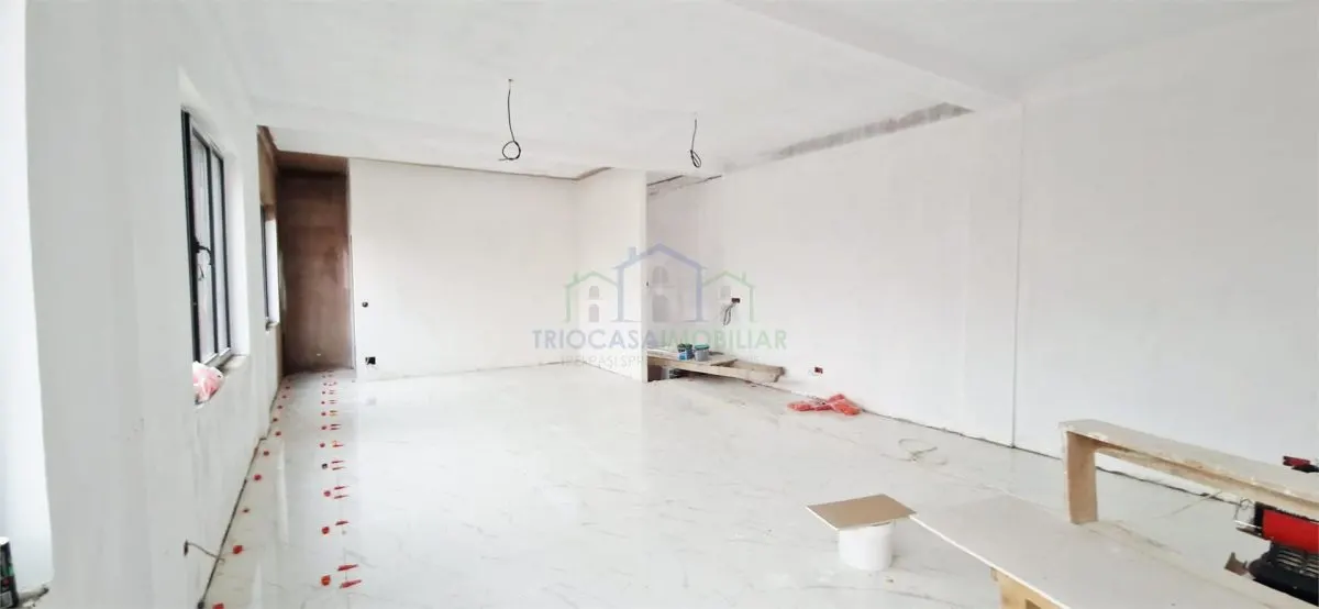 SPATIU COMERCIAL DE INCHIRIAT  FILIASI - foto 7