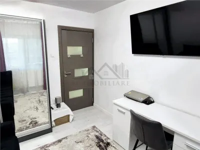 Apartament cu 3 camere de vanzare - foto 5