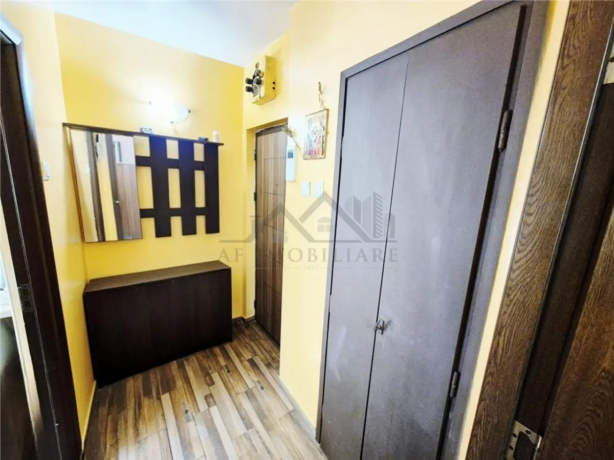 Apartament cu 2 camere de vanzare - foto 9