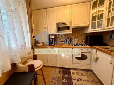 Apartament 2 camere, tip duplex, curte proprie, Ploiesti,  central - foto 3