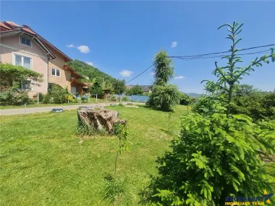 FILM!View superb catre munti,teren pretabil constructie Hotel,4.400 mp, Moieciu de Jos, Bran - foto 7