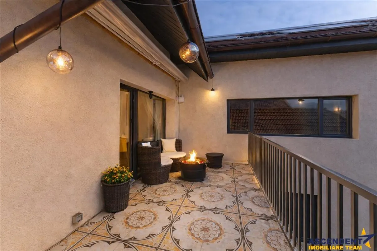 FILM& 3D! Vila high tech, cu semineu, terase,jacuzzi, 151 mp cu acte, 319 mp fara acte, zona Grivitei, Brasov - foto 10