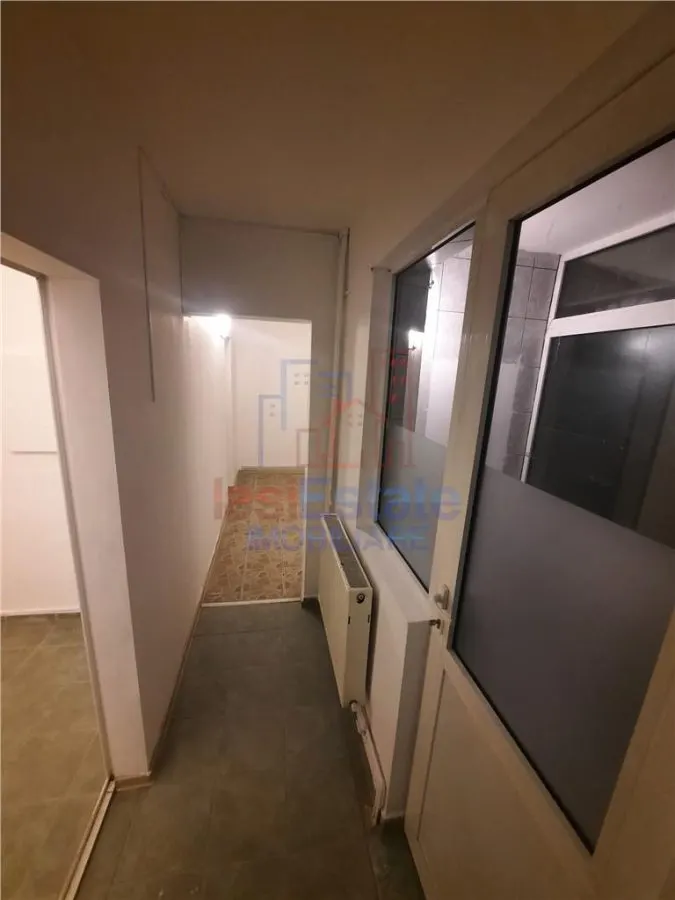 Apartament 2 camere Zimbru - foto 11