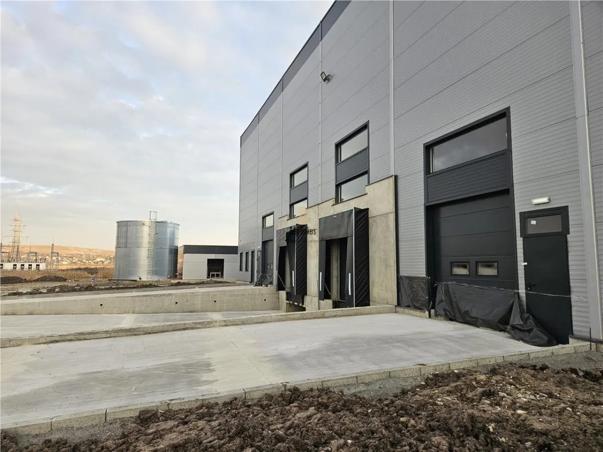 Spatii Industriale - 4500 mp - Logistica - Productie - Depozitare - foto 4