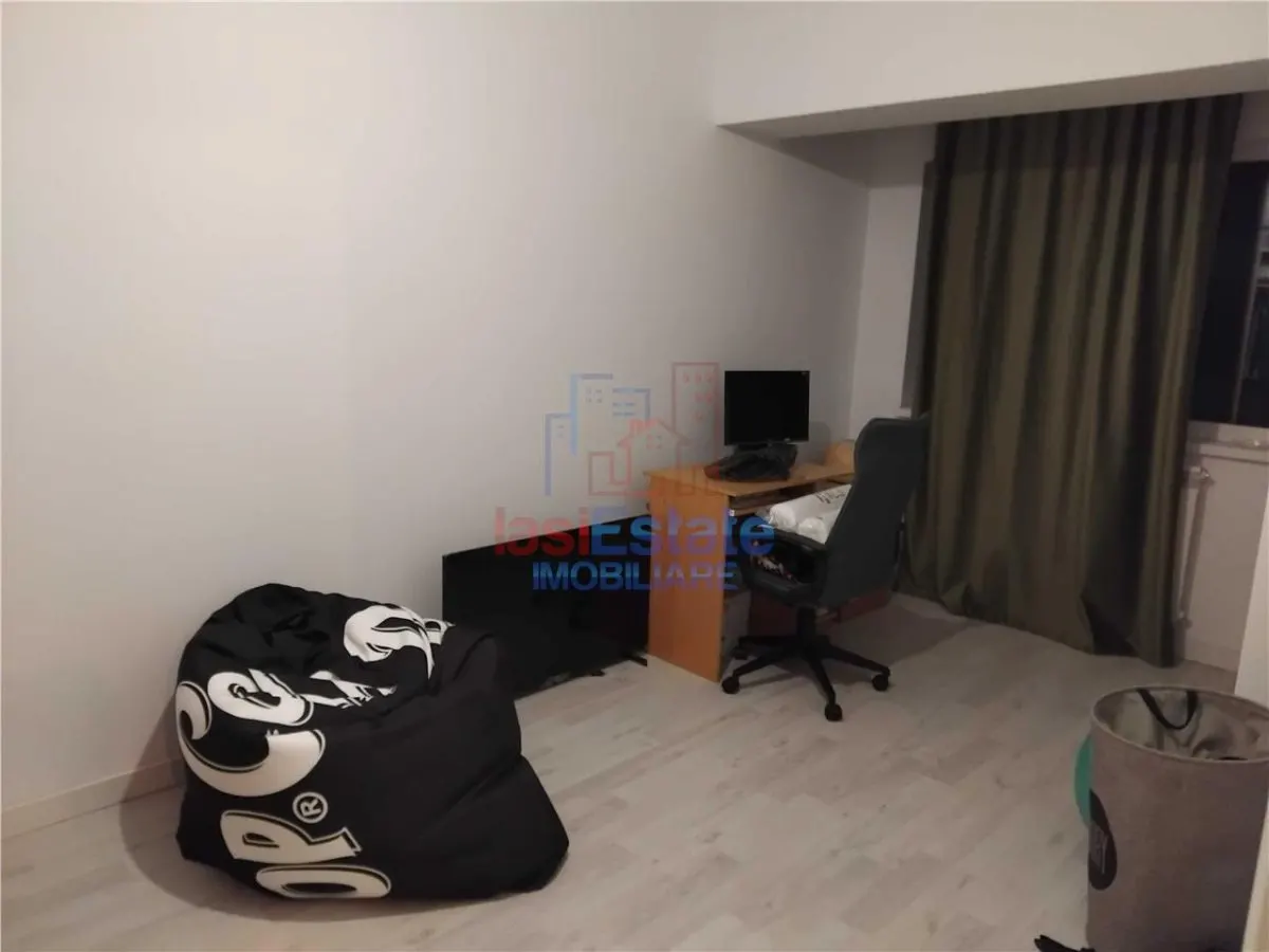 Apartament 3 camere Tatarasi - foto 10
