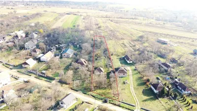 Casa cu 2 camere si teren de 4.000 mp | Viile Satu Mare - Viile Satu Mare