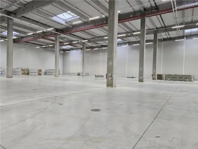 Spatiu Industrial - 2500 mp - Logistica - Productie - Depozitare - Distributie - Oradea