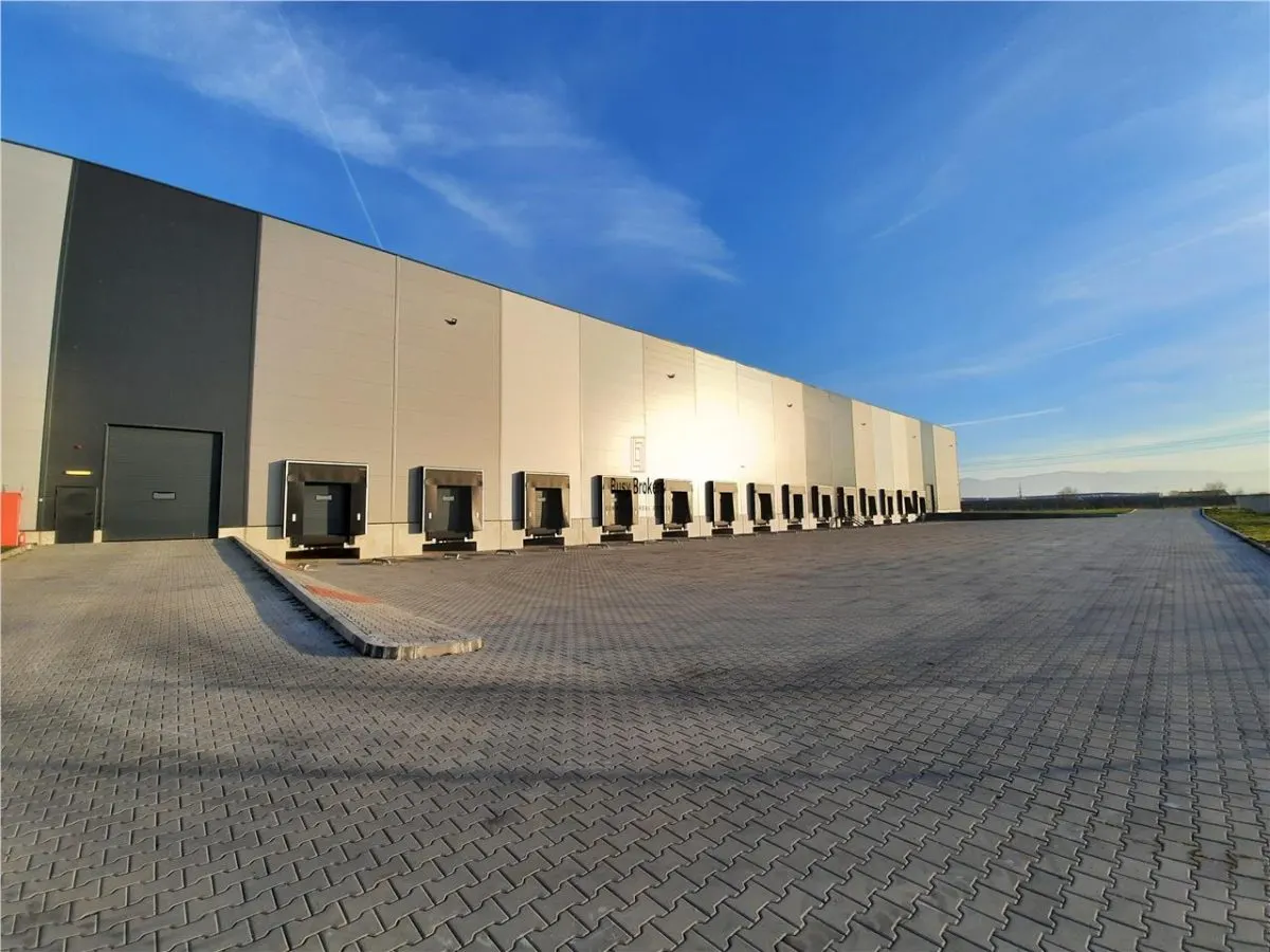 Spatii Industriale - 1296 mp - Productie - Depozitare - Distributie - E-Commerce - foto 24