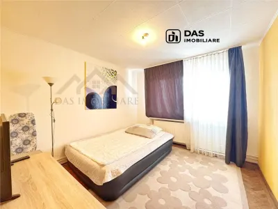 4 camere, str. Ioan Slavici, etaj 4 - Baia Mare