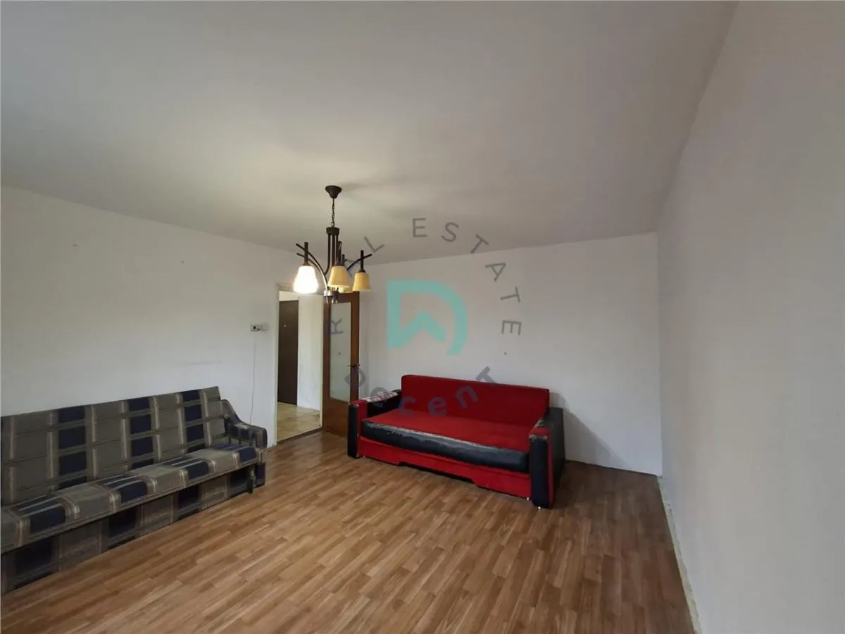 Apartament 2 camere, intermediar, decomandat,  Calea Bucuresti/ Toamnei - foto 1