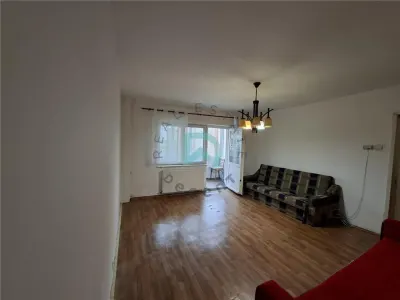 Apartament 2 camere, intermediar, decomandat,  Calea Bucuresti/ Toamnei - foto 2