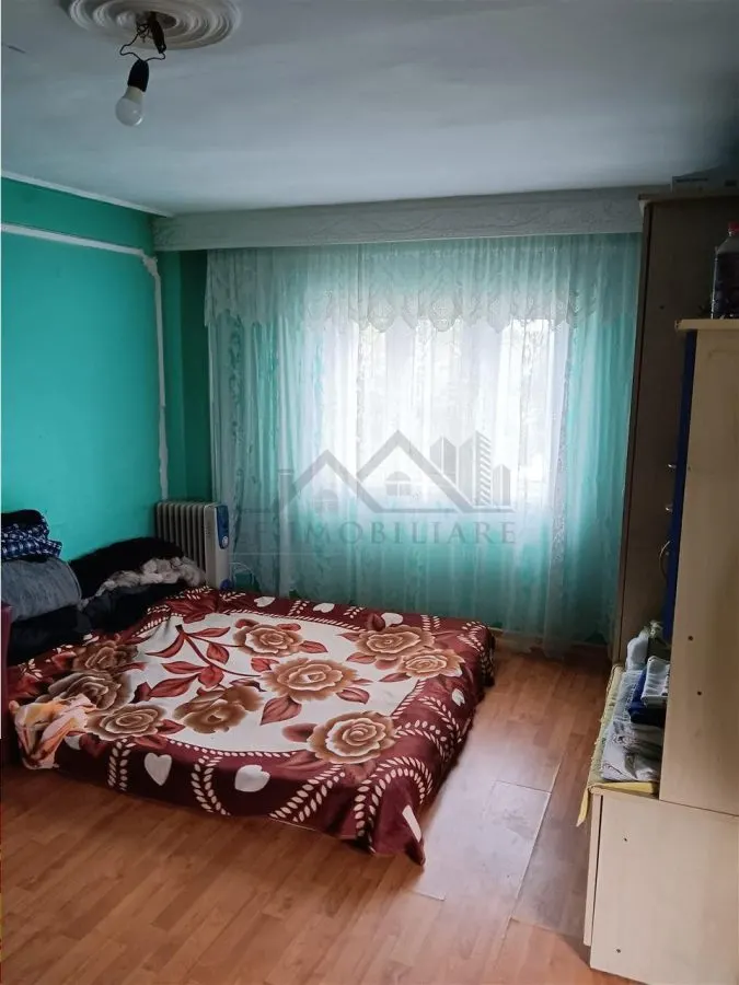 Manta Rosie  Hlincea Teren 616mp si Casa veche din caramida 81mp - foto 5