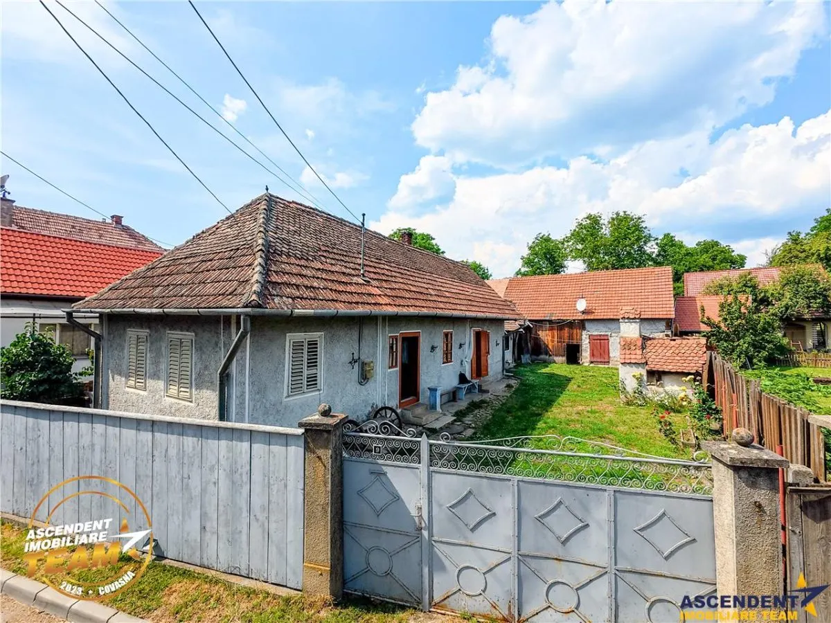 REZERVAT ! Casa traditionala din lemn, cu sura din piatra, Arcus, Covasna. - foto 14