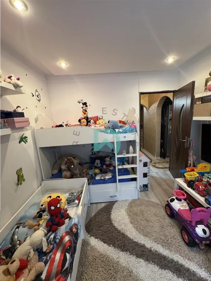 Apartament 3 camere, Bartolomeu, Brasov. - foto 9