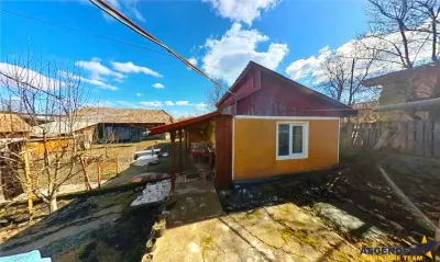 Tur 3D! Casa traditionala+ domeniu de 4.300 mp,livada,anexe:refugiu apreciabil Craiesti, la 28 km de Targu Mures. - foto 13
