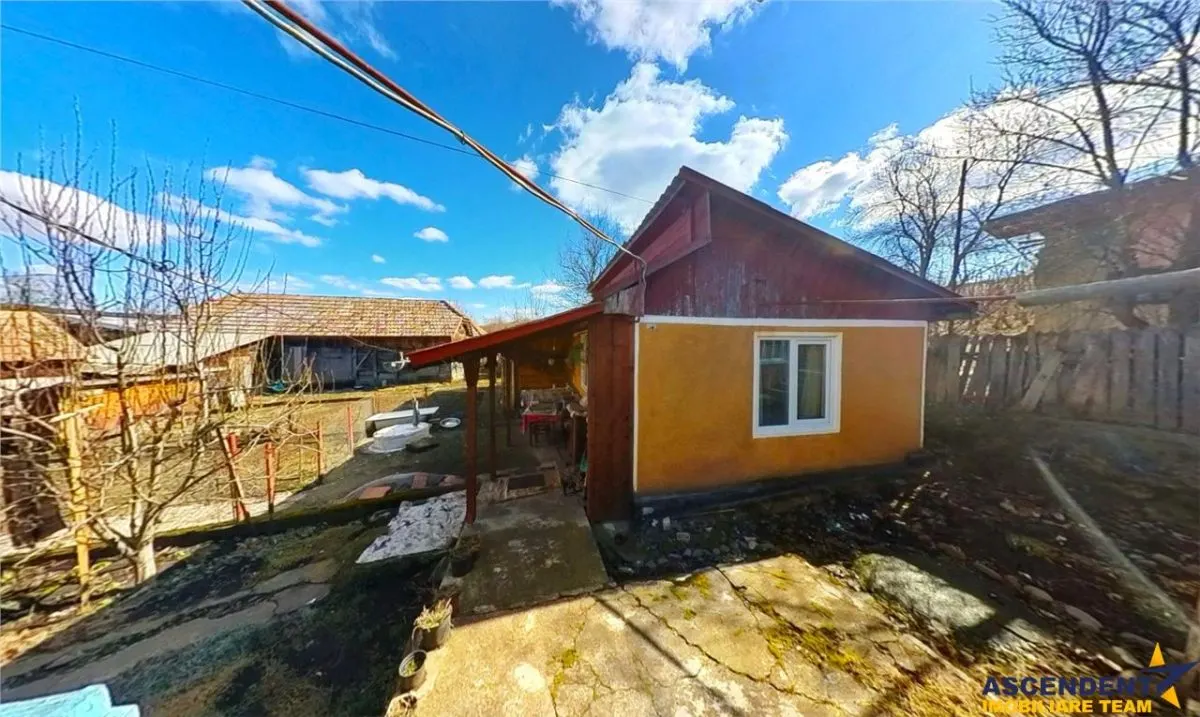 Tur 3D! Casa traditionala+ domeniu de 4.300 mp,livada,anexe:refugiu apreciabil Craiesti, la 28 km de Targu Mures. - foto 13