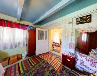 Tur 3D! Casa traditionala+ domeniu de 4.300 mp,livada,anexe:refugiu apreciabil Craiesti, la 28 km de Targu Mures. - foto 4