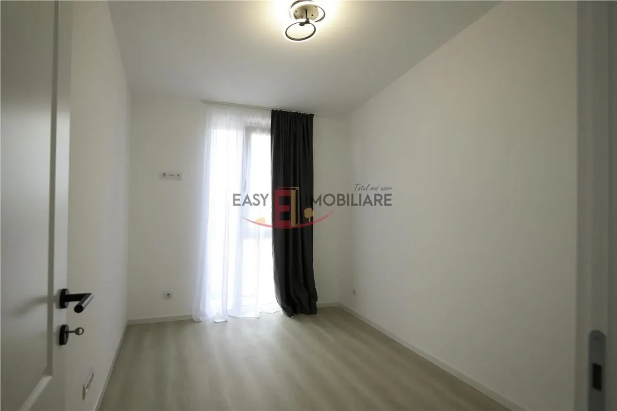 Apartament cu 3 camere – Central, bloc nou - Prima închiriere - foto 5