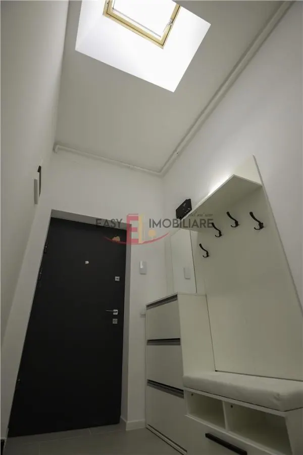 Apartament cu 3 camere – Central, bloc nou - Prima închiriere - foto 8
