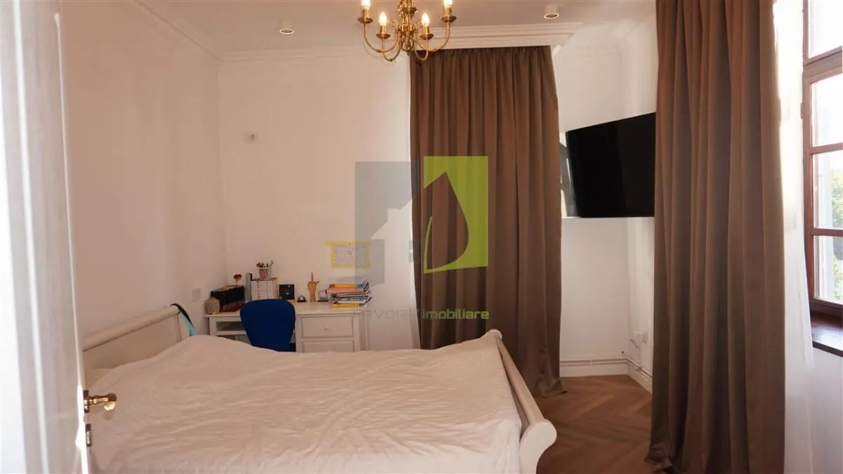 Casa tip conac de vanzare in Malu Mare - 0% comison cumparator - foto 17