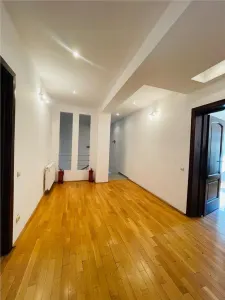 INCHIRIERE APARTAMENT DE LUX 5 CAMERE DUPLEX NICOLAE G CARAMFIL HERASTRAU - foto 19