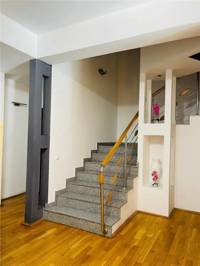 INCHIRIERE APARTAMENT DE LUX 5 CAMERE DUPLEX NICOLAE G CARAMFIL HERASTRAU - foto 4