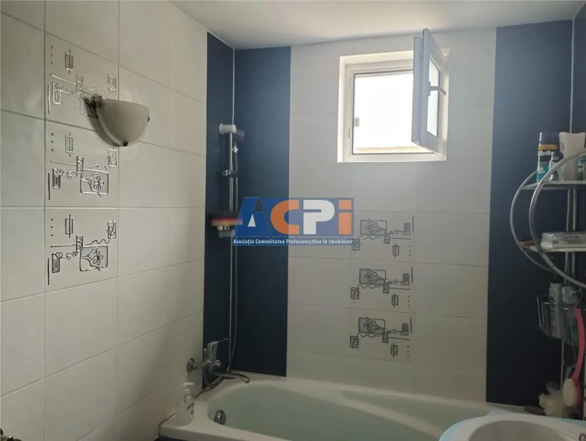 3 camere decomandate - foto 3