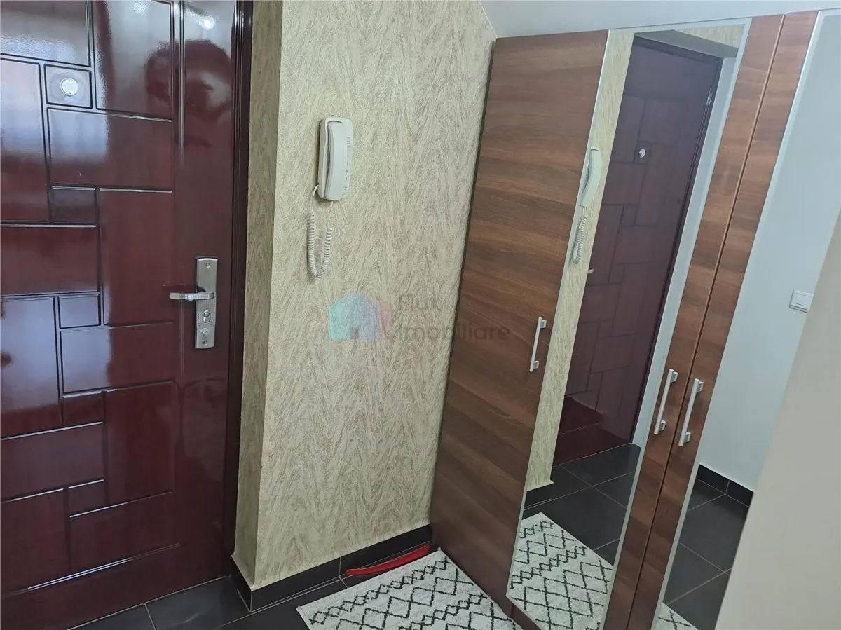 Apartament cu 3 camere de lux in zona centrala - foto 3