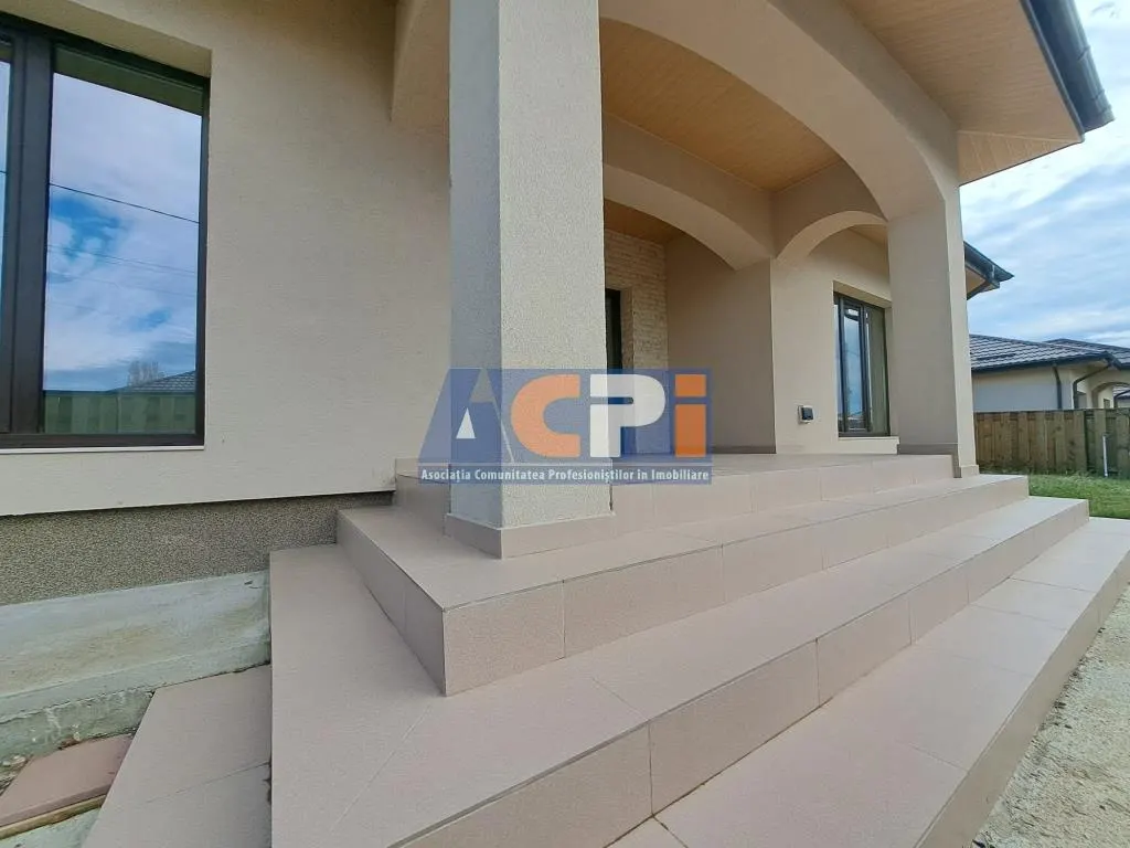 De vanzare casa plan parter, 4 camere, 2 bai, teren 400 mp, Vorovesti, 900 m de rond autobuz - foto 17