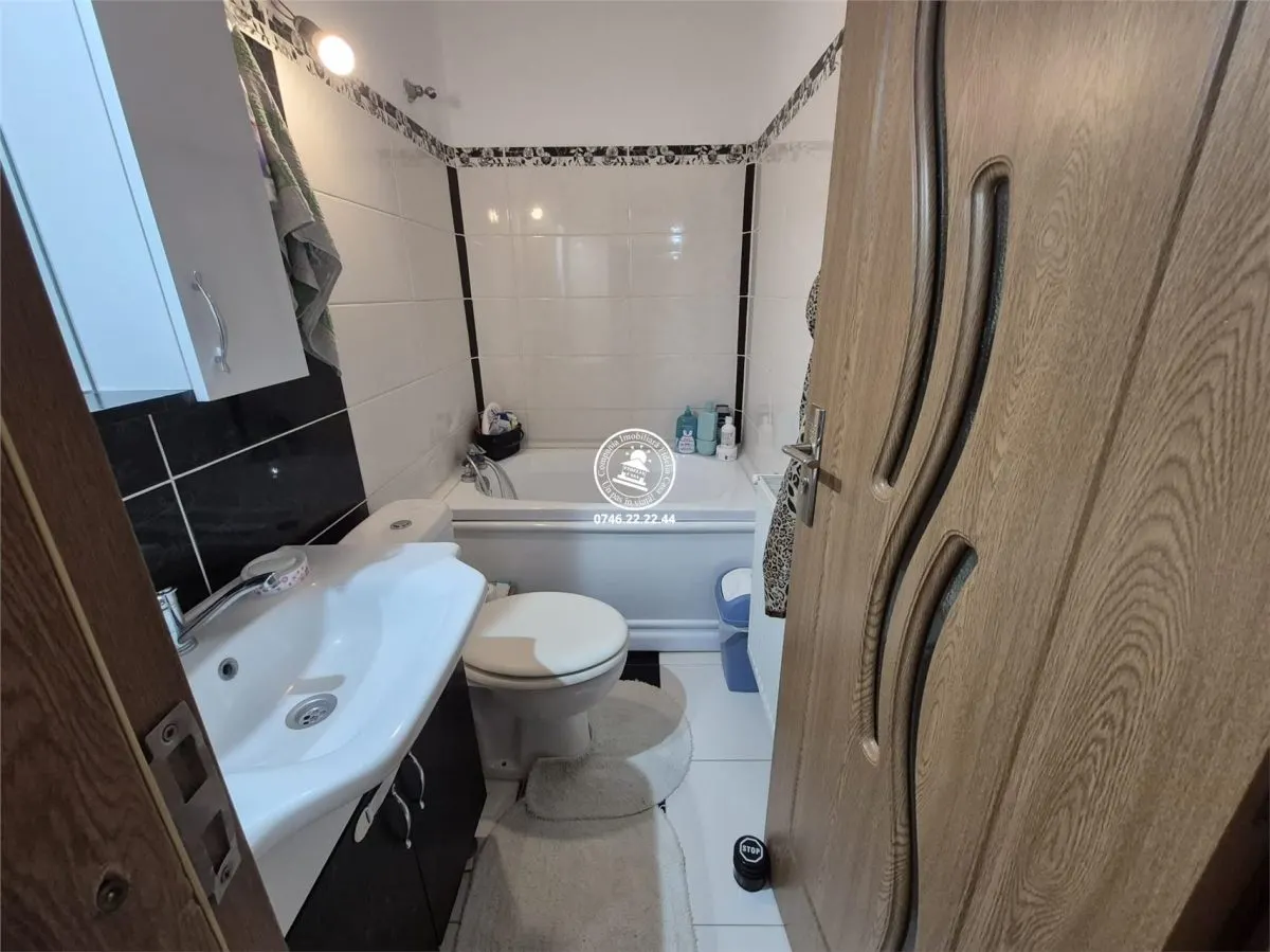 Apartament 3 camere de vanzare Alexandru cel Bun - foto 9