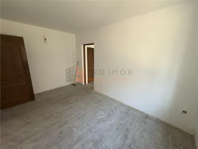 Apartament 2 camere cf 2 decomandat zona Spiru Haret - Buzau