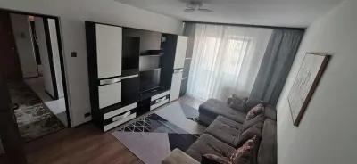 Apartament 2 camere decomandat etajul 2 Tractorul - Brasov