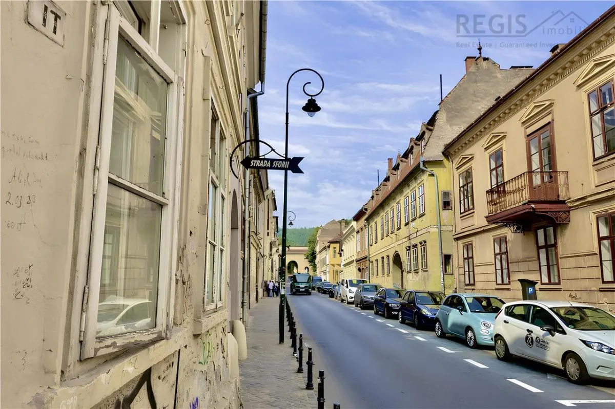 Garsoniera langa Str Sforii si Piata Sfatului pet friendly - foto 11