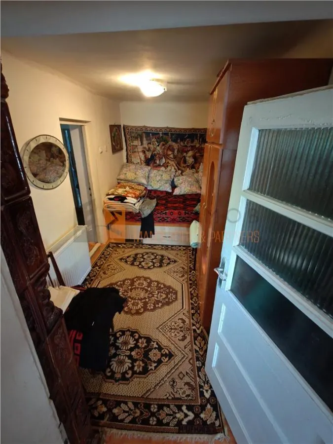 Casa tip parter si teren 1750 mp in zona Transilvaniei - foto 3