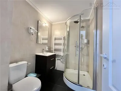 Apartament cu 3 Camere Modern si Central de Inchiriat - foto 9