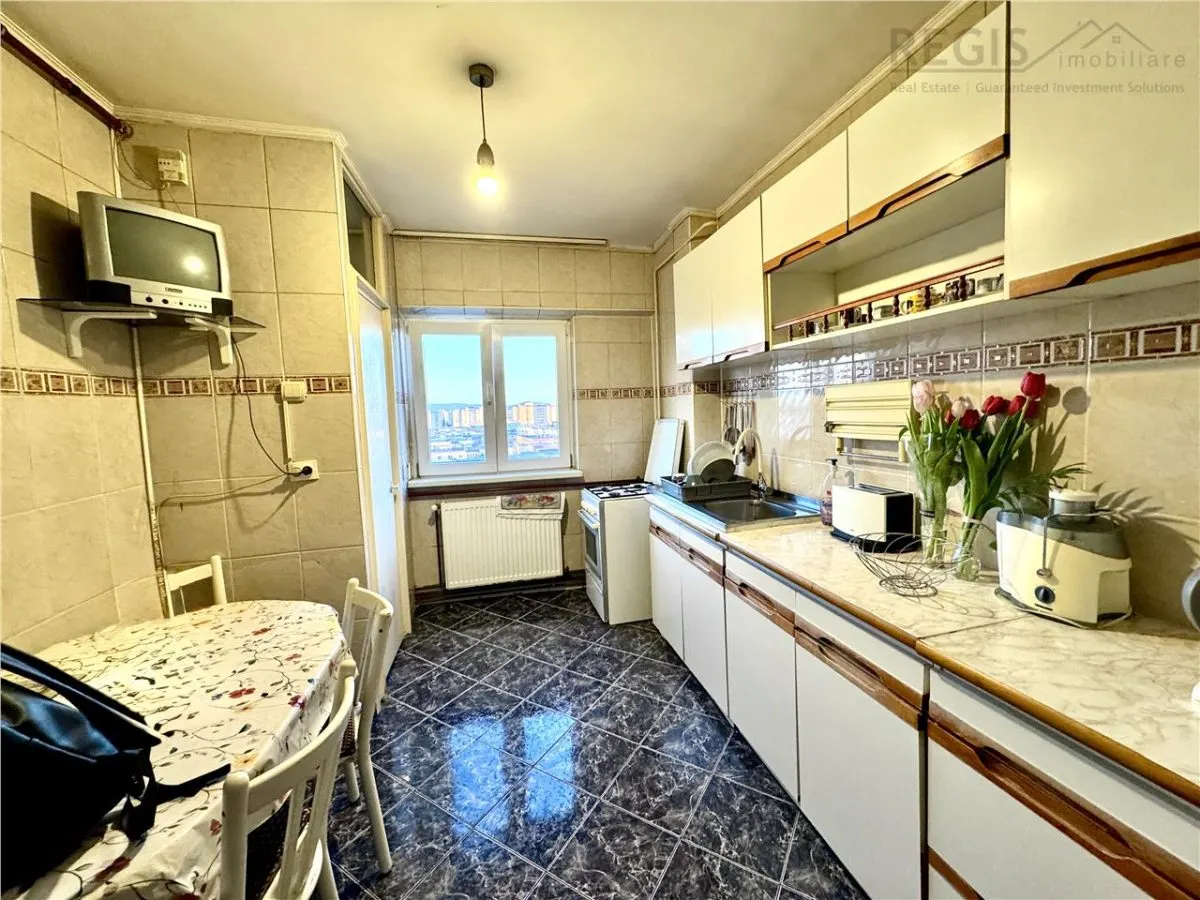 Apartament 3 camere decomandat de vanzare | Zona Judetean - foto 5