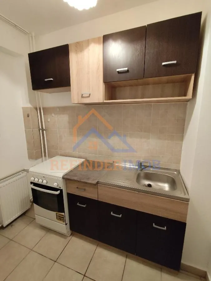 Garsoniera de vanzare, zona Vitan - foto 4