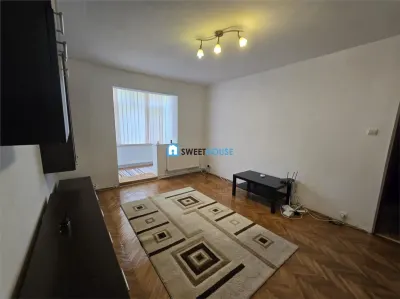 Apartament cu trei camere zona Negoiu Fagaras - Fagaras